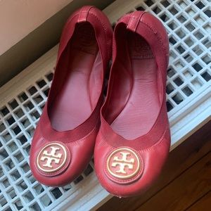 Deep Red Tory Burch flats, 6.5